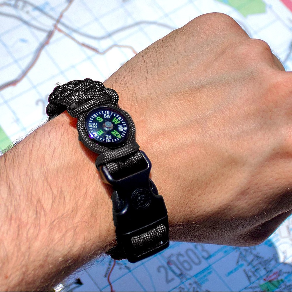Paracord Compass Bracelet